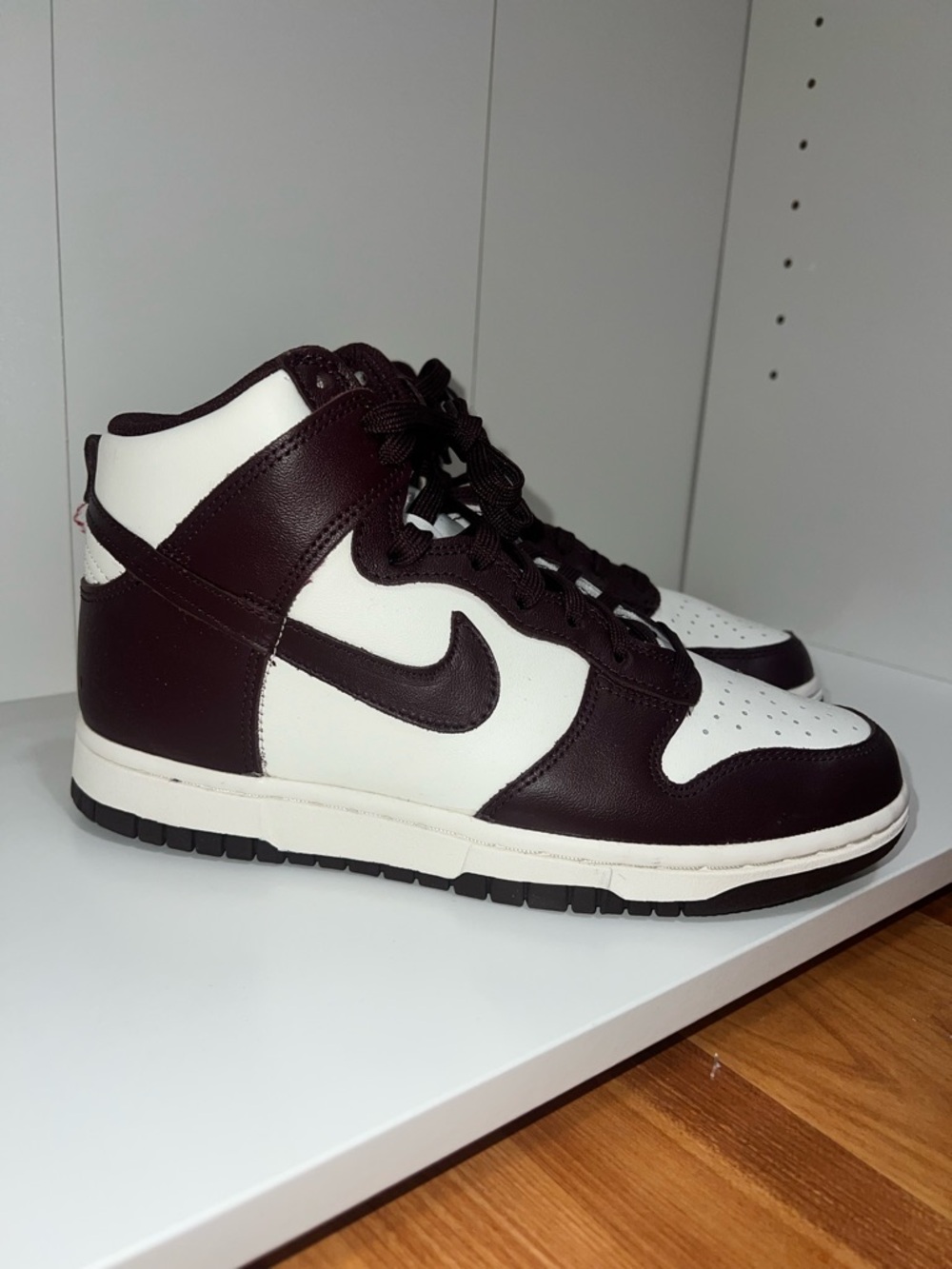 Nike High-Top Sneaker — White & Dark Maroon